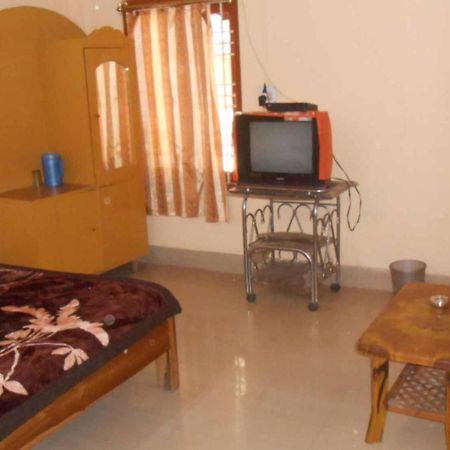 Kaziranga Rhino Guest House Hatikhuli Екстериор снимка